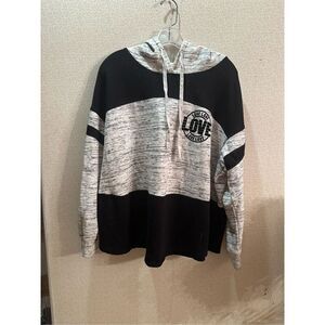 NWOT Inspired Hearts hoodie